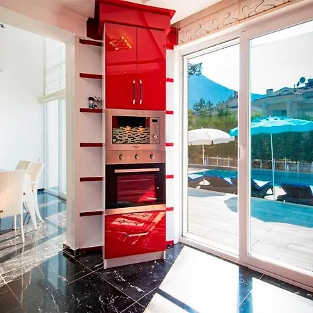 Unique C - 4 Bedroom Private In Quiet Area Of Ovacik Villa